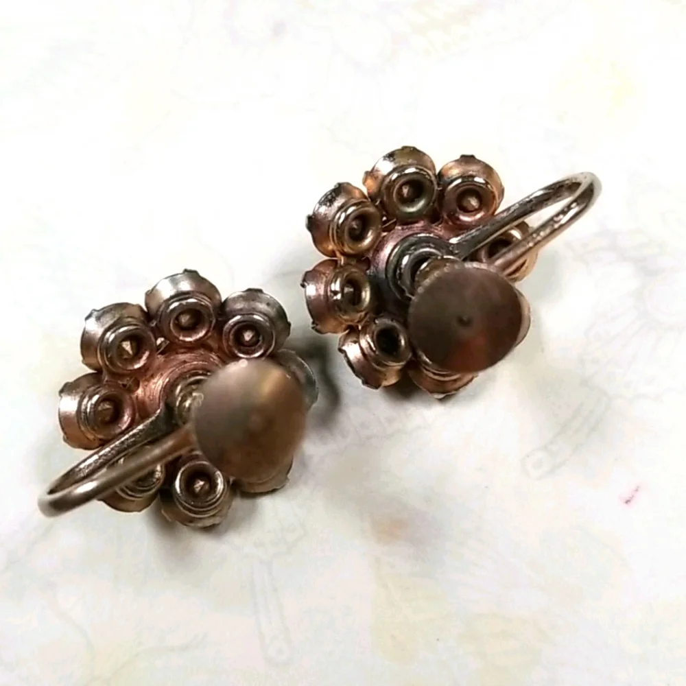 Vintage Simulated Emerald Gold Tone Screw Back Earrings